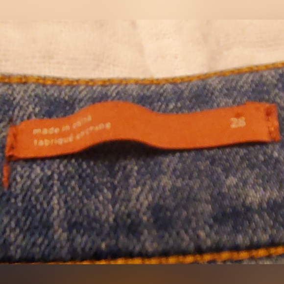 SZ 28 PILCRO BUTTON DOWN DENIM ROLLUP SHORTS FROM ANTHROPOLOGIE - Picture 5 of 8